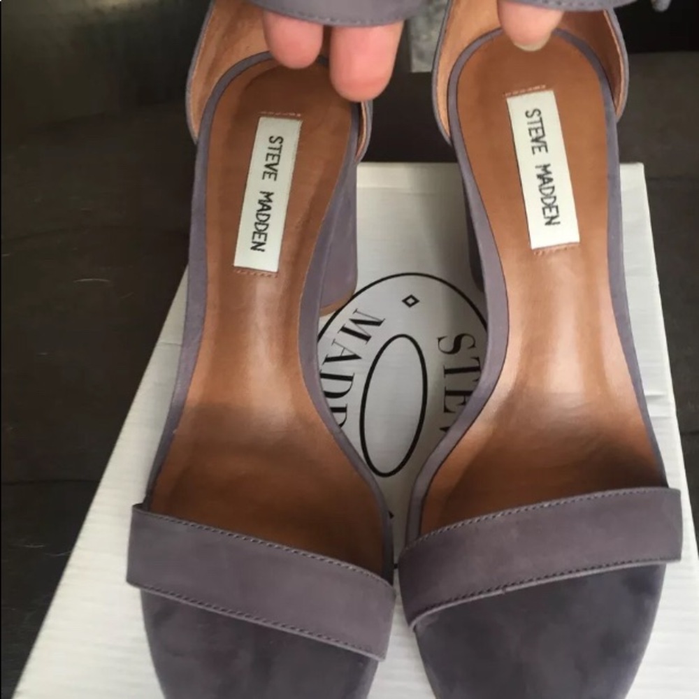 Steve Madden Grey Nubuck Shanna Heels 8.5 - Picture 2 of 6